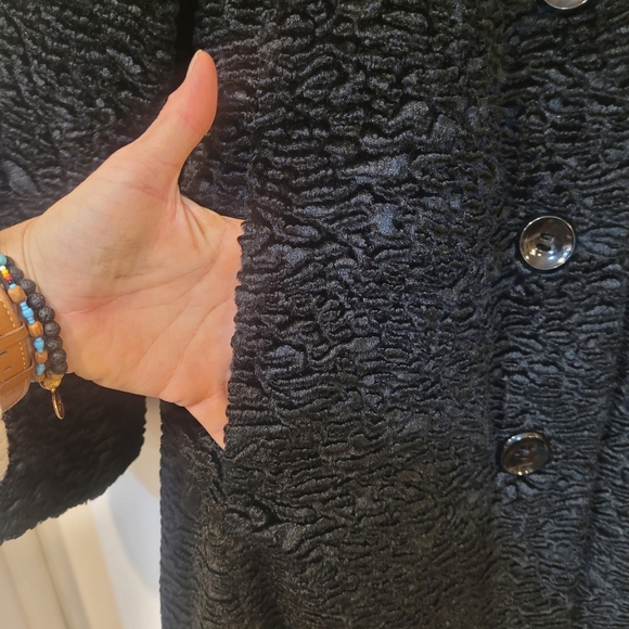 Elegant Black Women's Coat - Picture 8 of 12